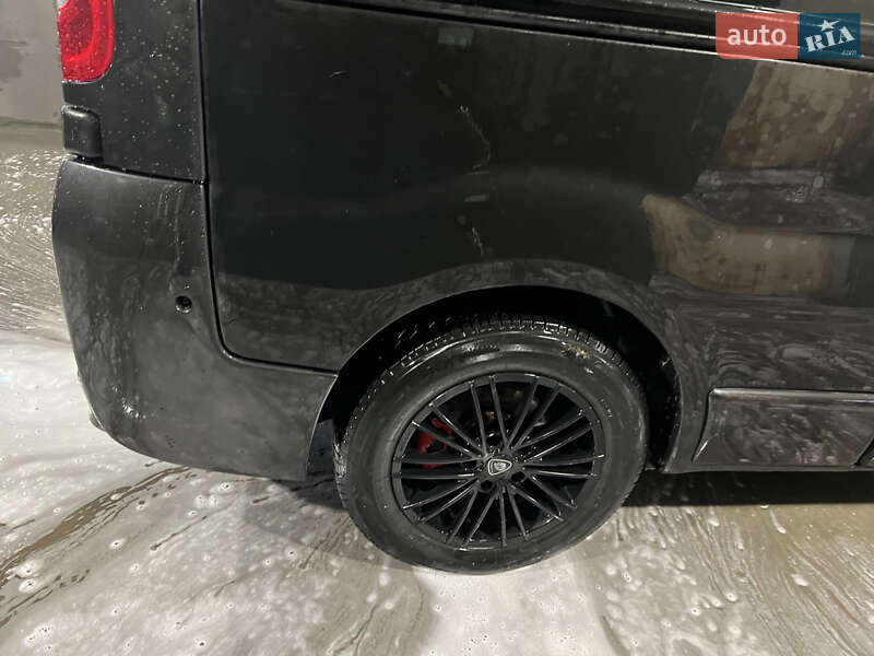 Минивэн Renault Trafic 2008 в Переяславе