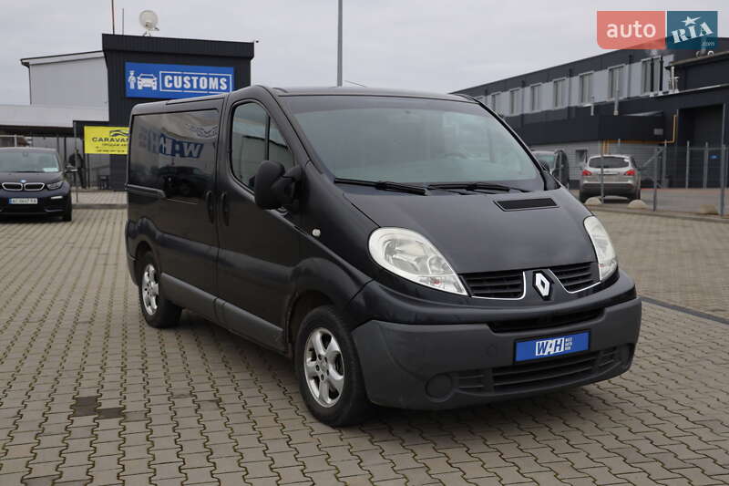 Мінівен Renault Trafic 2009 в Луцьку