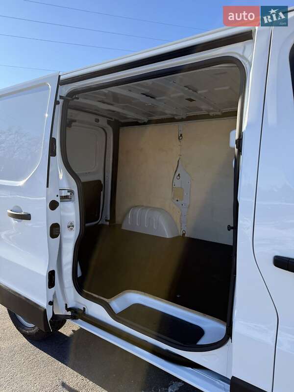 Вантажний фургон Renault Trafic 2022 в Ладижині фото 46 Вантажний фургон Renault Trafic 2022 в Ладижині