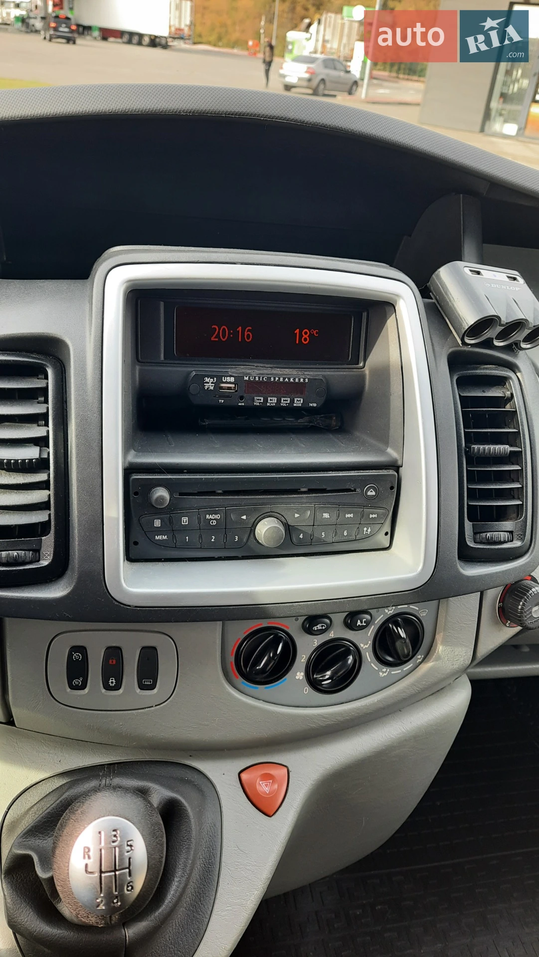 2011 Renault Trafic - мініатюра 22