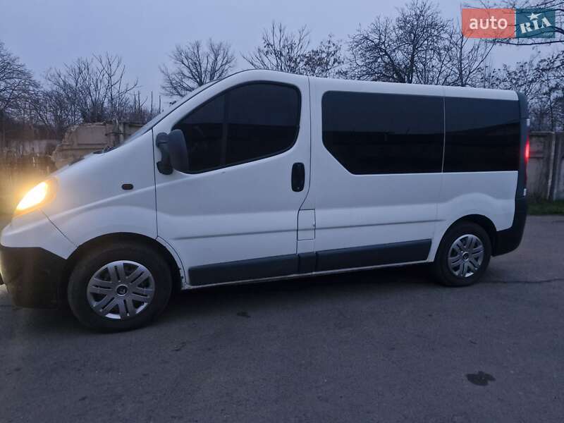 Минивэн Renault Trafic 2006 в Одессе