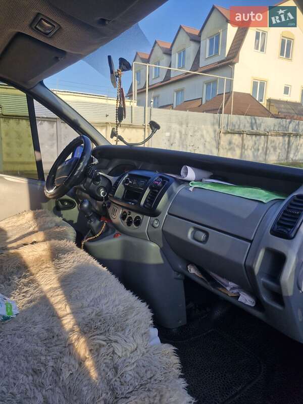 Минивэн Renault Trafic 2006 в Одессе