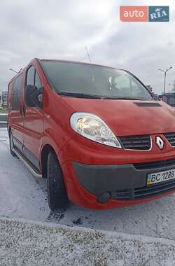 Мінівен Renault Trafic 2008 в Стрию