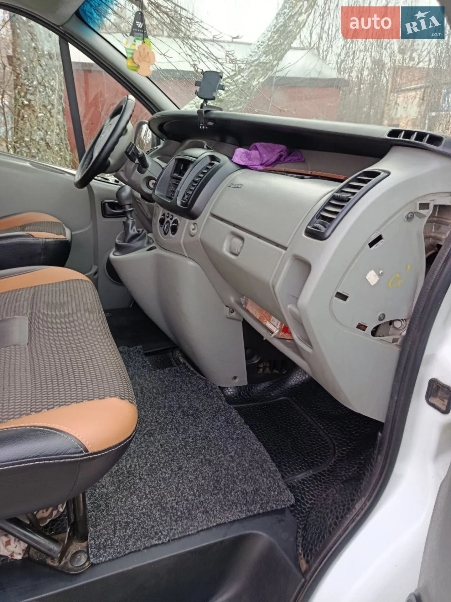 2010 Renault Trafic - мініатюра 2
