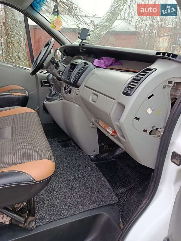 Мінівен Renault Trafic 2010 в Сумах