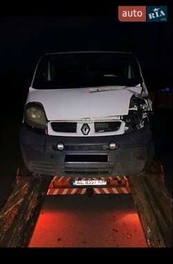 Мінівен Renault Trafic 2004 в Кривому Розі
