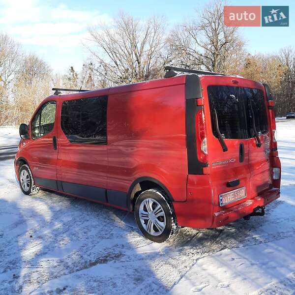 Грузопассажирский фургон Renault Trafic 2010 в Полтаве