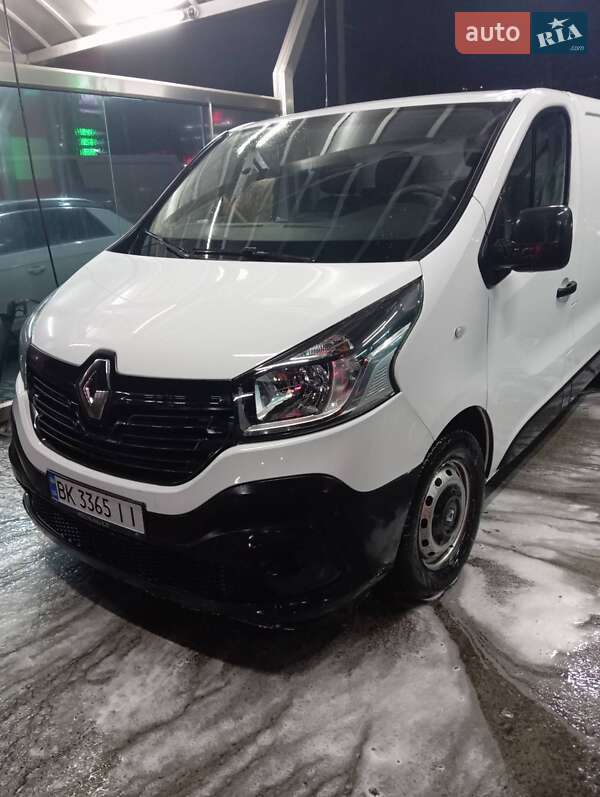 Грузовой фургон Renault Trafic 2017 в Ровно фото 4 Грузовой фургон Renault Trafic 2017 в Ровно
