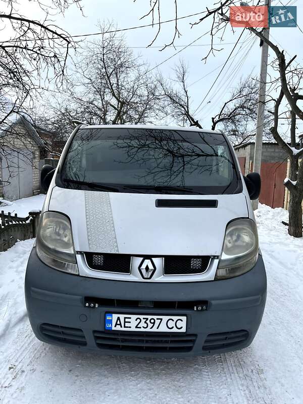 Грузовой фургон Renault Trafic 2003 в Павлограде фото 5 Грузовой фургон Renault Trafic 2003 в Павлограде