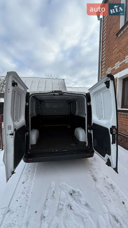 Грузовой фургон Renault Trafic 2016 в Старой Выжевке