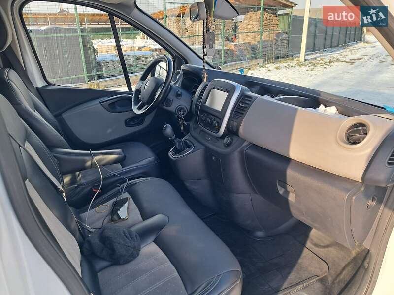 Мінівен Renault Trafic 2016 в Івано-Франківську