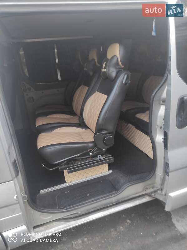 Минивэн Renault Trafic 2007 в Царичанке