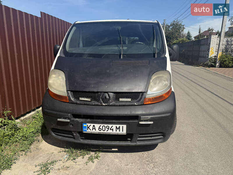Минивэн Renault Trafic 2004 в Василькове