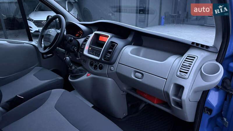 Мінівен Renault Trafic 2010 в Калуші