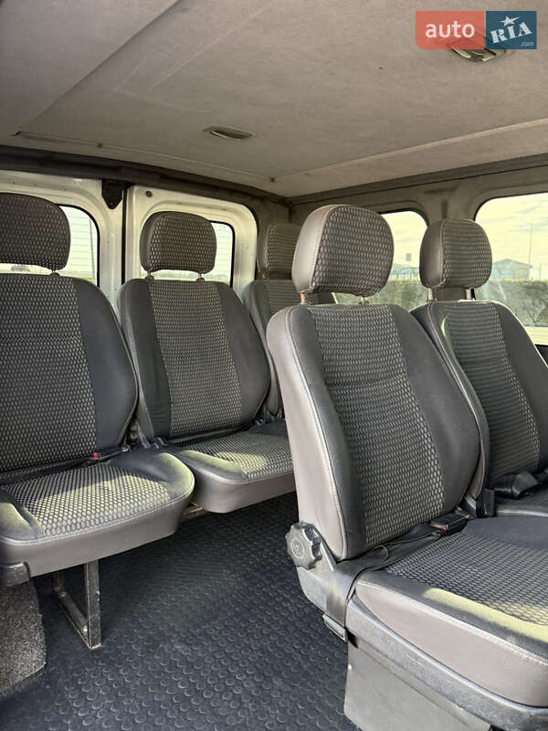 Минивэн Renault Trafic 2005 в Львове