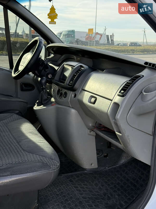 Минивэн Renault Trafic 2005 в Львове