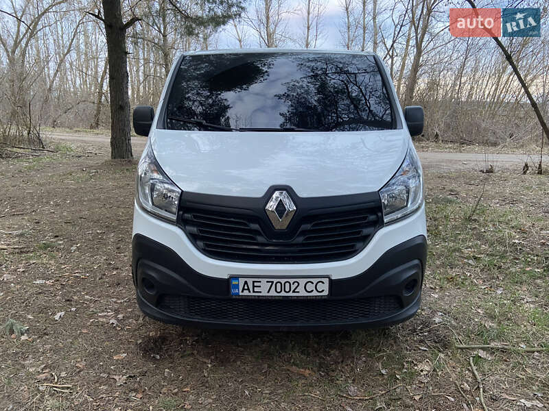 Грузовой фургон Renault Trafic 2016 в Днепре