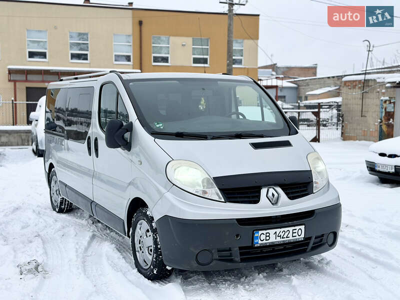 Минивэн Renault Trafic 2011 в Ровно