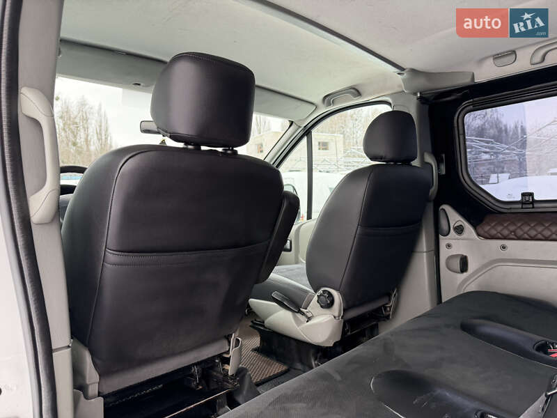 Минивэн Renault Trafic 2011 в Ровно