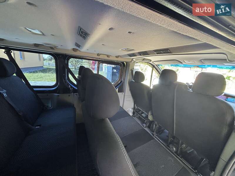 Мінівен Renault Trafic 2011 в Новояворівську