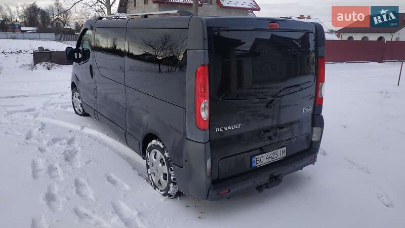 Мінівен Renault Trafic 2011 в Новояворівську