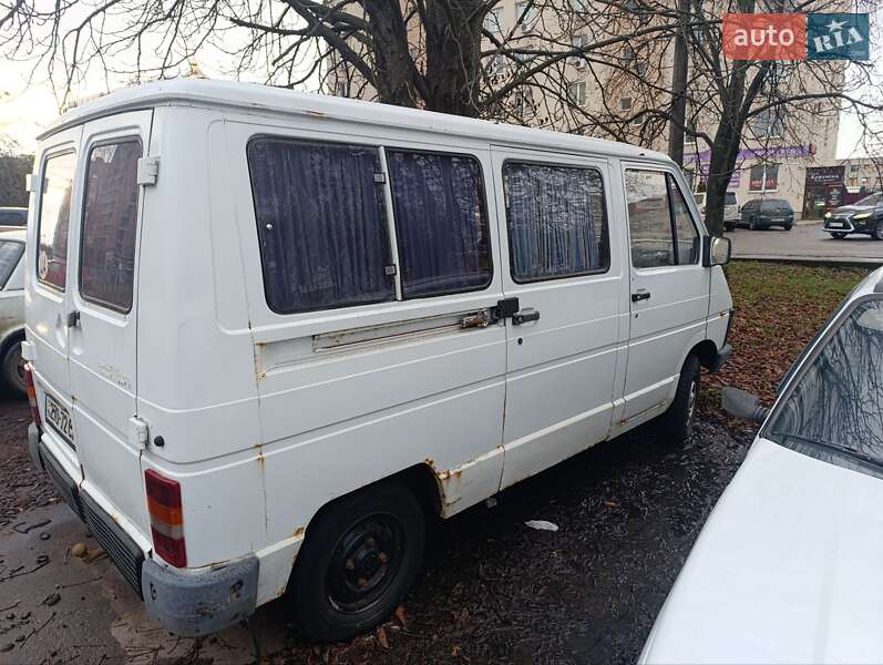 Минивэн Renault Trafic 1988 в Сумах