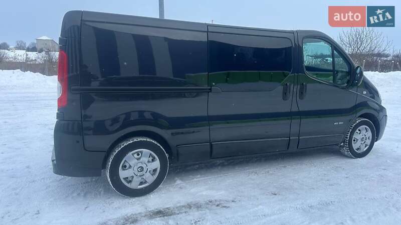 Минивэн Renault Trafic 2011 в Дубно