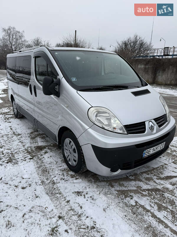 Минивэн Renault Trafic 2008 в Миргороде