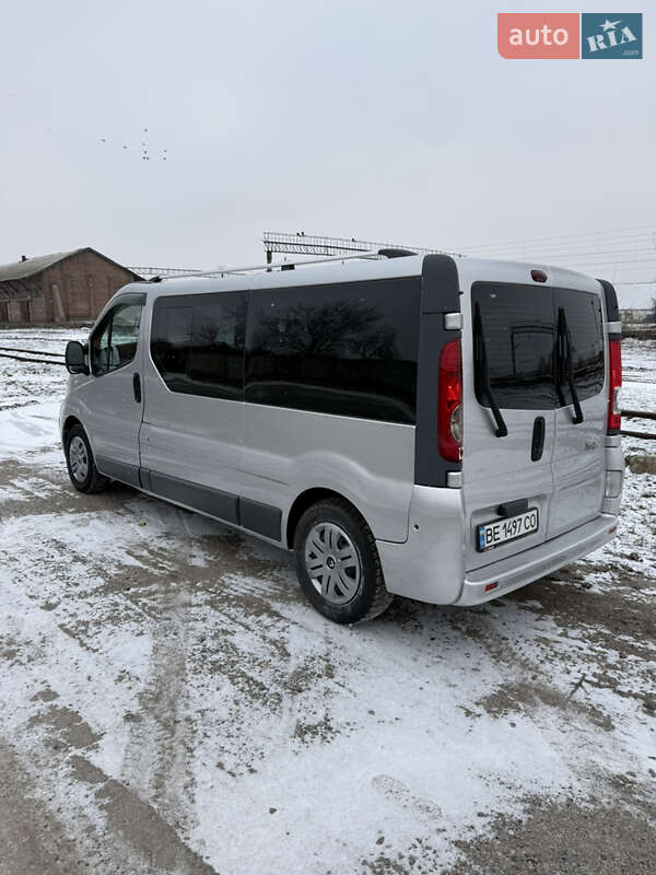 Минивэн Renault Trafic 2008 в Миргороде