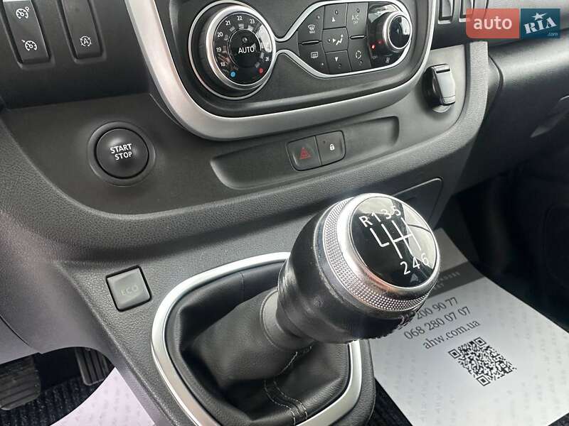 Грузопассажирский фургон Renault Trafic 2021 в Львове