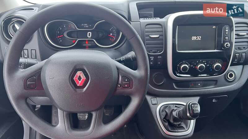 Микроавтобус грузовой (до 3,5т) Renault Trafic 2020 в Днепре