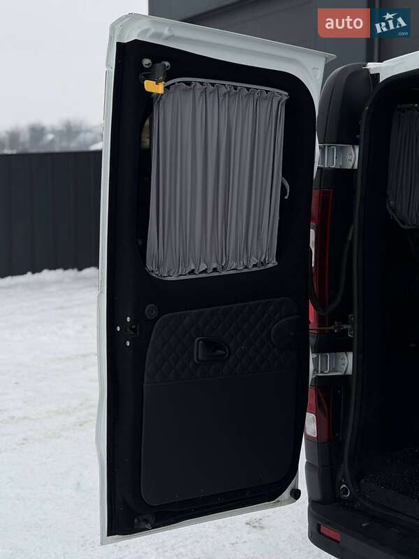 Минивэн Renault Trafic 2021 в Дубно