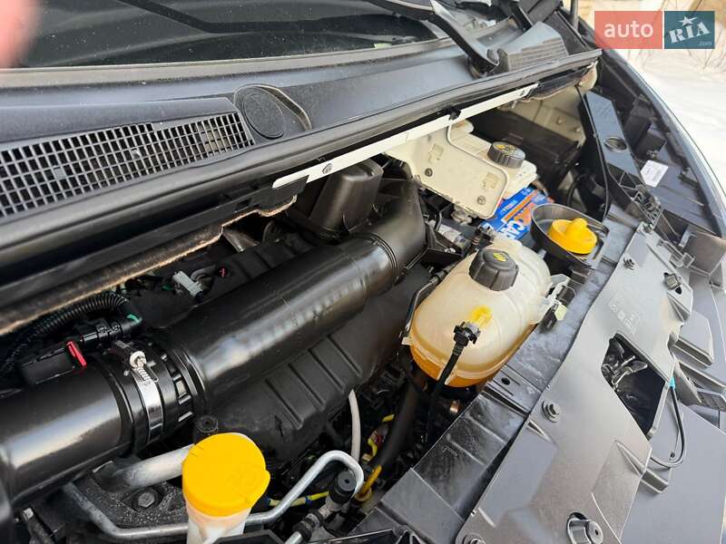 Минивэн Renault Trafic 2020 в Дубно