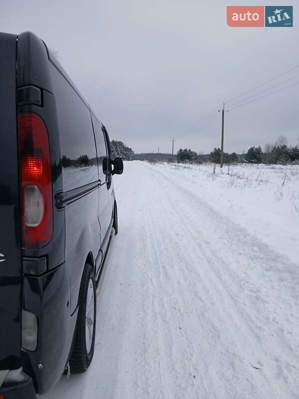 Минивэн Renault Trafic 2007 в Ковеле