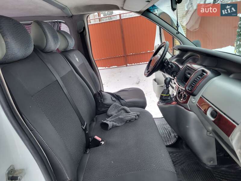 Минивэн Renault Trafic 2006 в Хмельницком