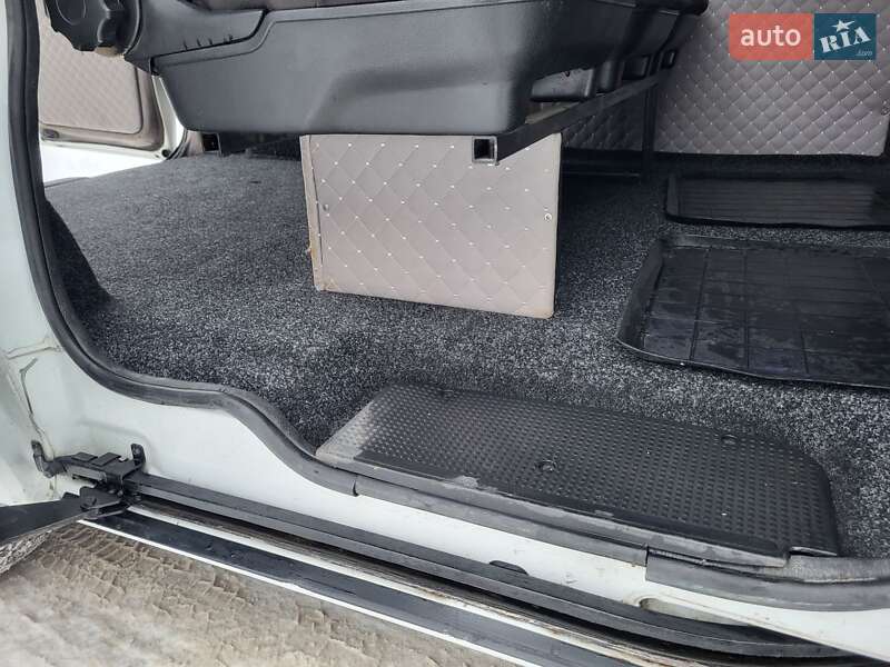 Минивэн Renault Trafic 2006 в Хмельницком