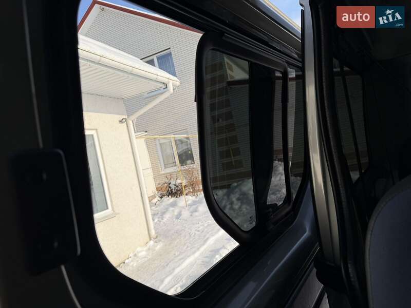 Минивэн Renault Trafic 2012 в Виннице