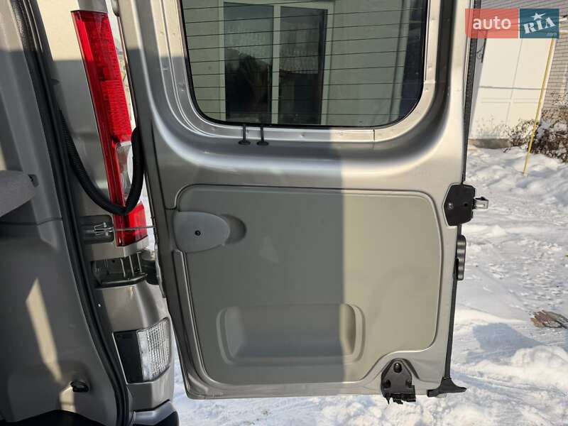 Минивэн Renault Trafic 2012 в Виннице