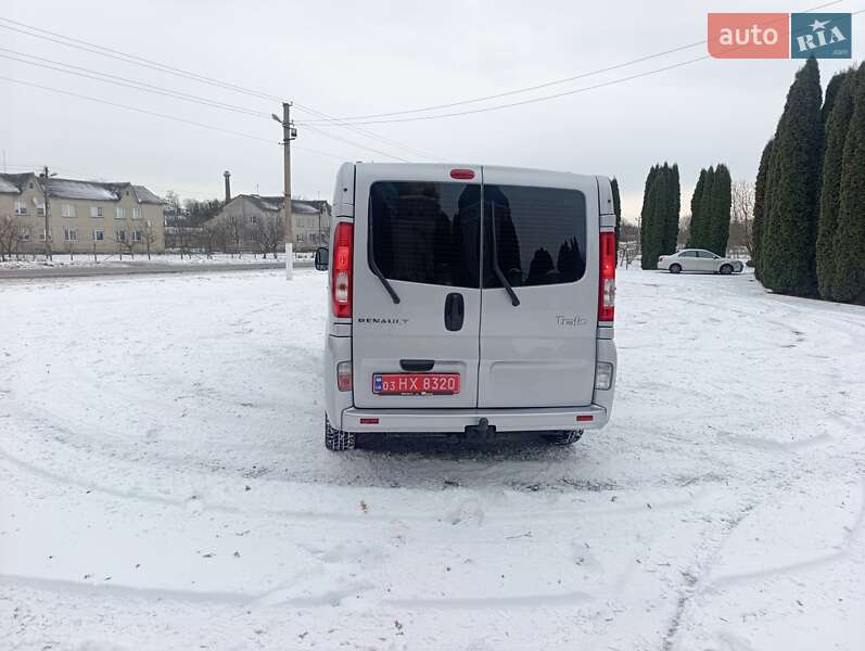 Минивэн Renault Trafic 2013 в Дубно