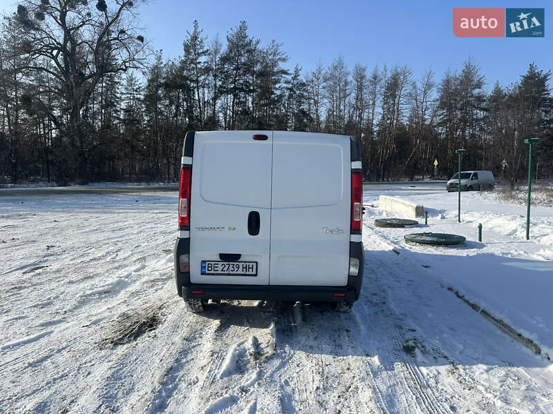 Грузовой фургон Renault Trafic 2011 в Савинцах