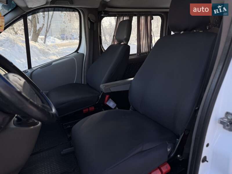 Минивэн Renault Trafic 2005 в Хмельницком