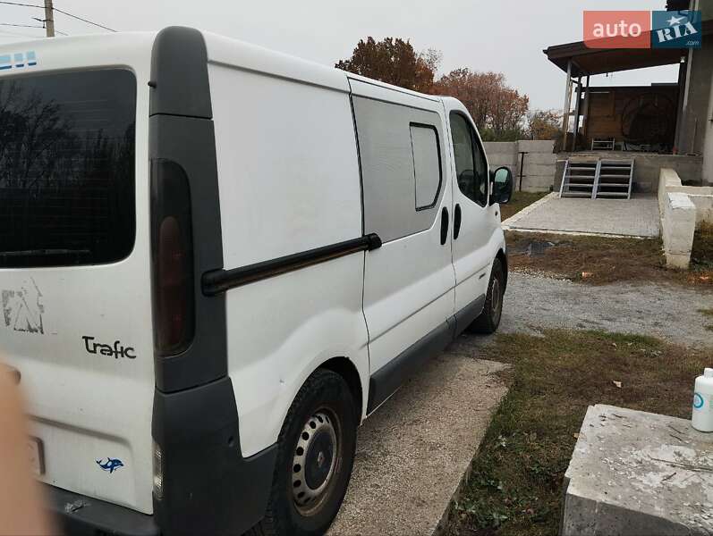 Грузовой фургон Renault Trafic 2006 в Днепре