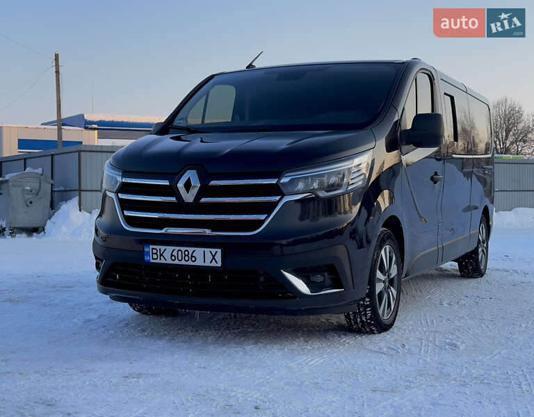 Минивэн Renault Trafic 2022 в Дубно