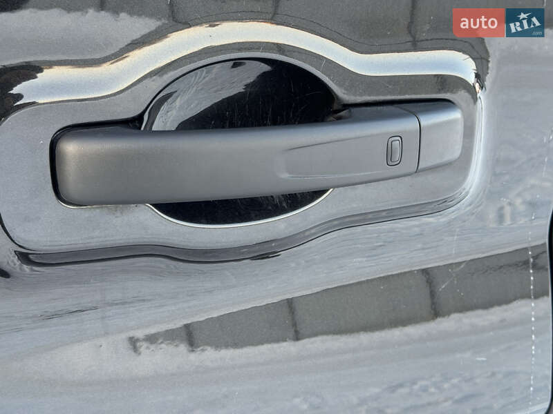 Минивэн Renault Trafic 2022 в Дубно