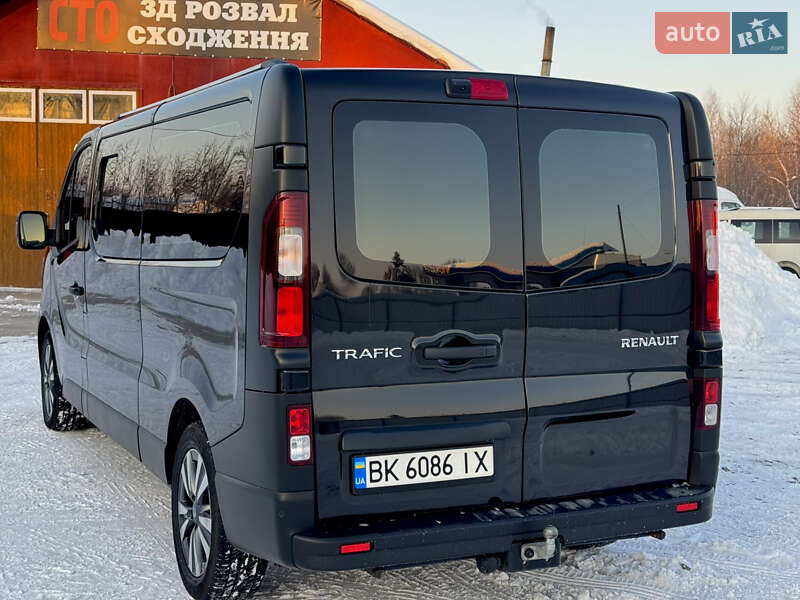 Минивэн Renault Trafic 2022 в Дубно