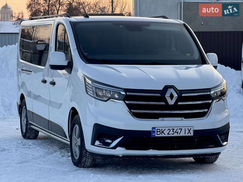 Минивэн Renault Trafic 2022 в Дубно