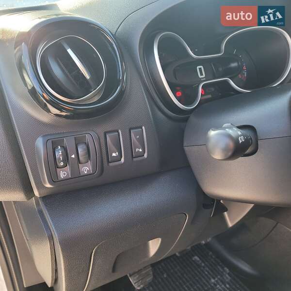 Минивэн Renault Trafic 2021 в Луцке