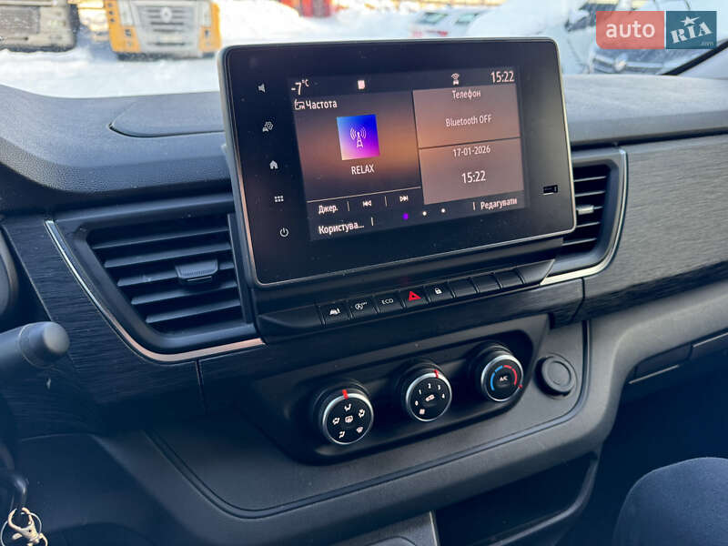 Минивэн Renault Trafic 2022 в Дубно