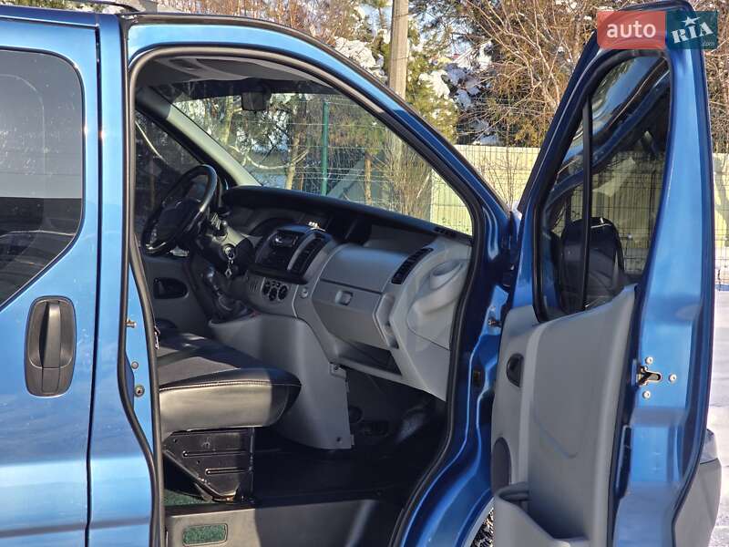 Минивэн Renault Trafic 2008 в Хмельницком