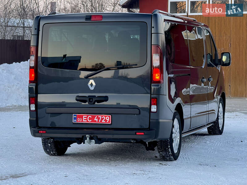 Минивэн Renault Trafic 2022 в Дубно